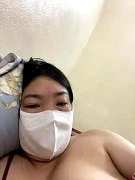 Hachi Sweetbabie  online show from 11.20.25