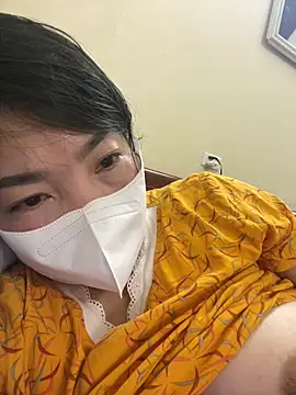 Hachi Sweetbabie  online show from 12.16.25