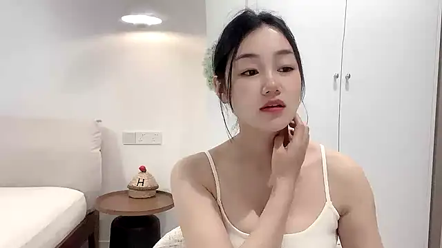 Snapshot of cloud8822 chatting on 05.18.26 cloud8822 online show from 05.18.26