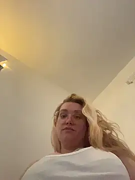 Lalalynn online show from 04.27.26