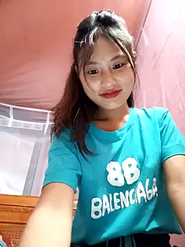 trieungoclnt online show from 10.15.25