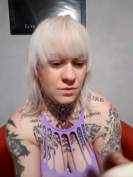 poussichienne online show from 11.05.25