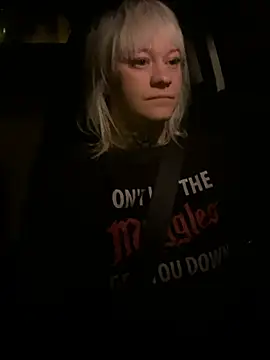 poussichienne online show from 02.21.26