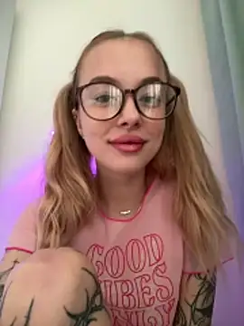 enjoy my beauty online show from 03.08.26