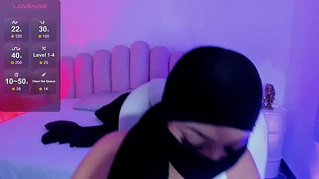 Haanna   online show from 02.15.25