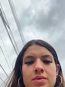 annavi  online show from 12.20.25