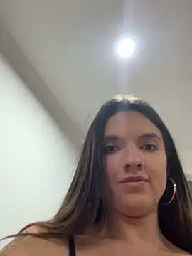 Snapshot of annavi_ chatting on 06.29.26 annavi online show from 06.29.26