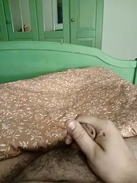 Snapshot of BennoSingle chatting on 09.09.25 BennoSingle online show from 09.09.25