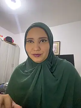 hannahayat online show from 02.14.25