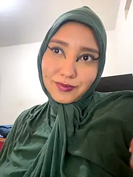 hannahayat online show from 10.03.25