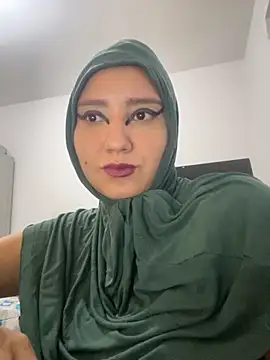 hannahayat online show from 10.25.25