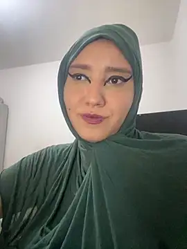 hannahayat online show from 11.11.25