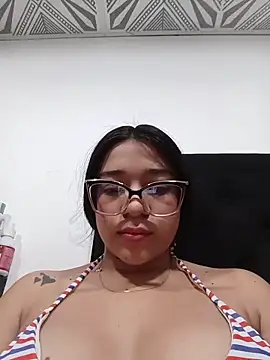 -VICKKY online show from 11.12.25