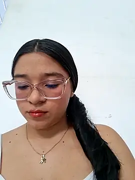 -VICKKY online show from 03.04.26