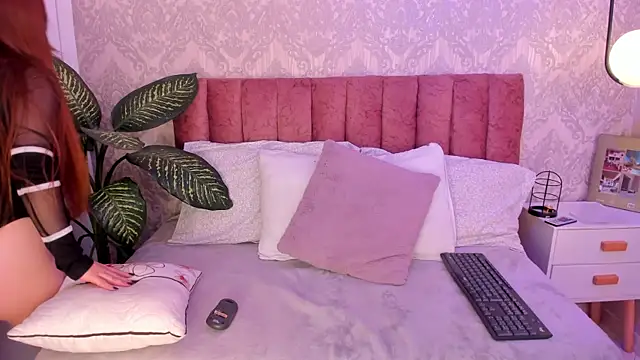 Snapshot of tiffany_becker chatting on 01.07.25 tiffany becker online show from 01.07.25