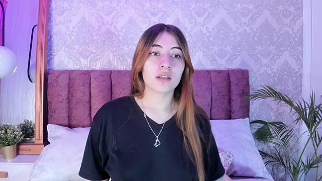 Snapshot of tiffany_becker chatting on 10.01.25 tiffany becker online show from 10.01.25