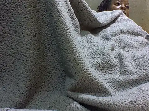 zoey10 online show from 10.31.25