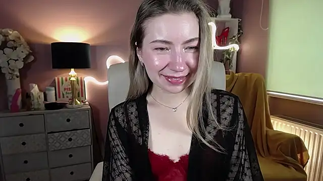 Snapshot of Mia_Tasty chatting on 02.02.25 Mia Tasty online show from 02.02.25