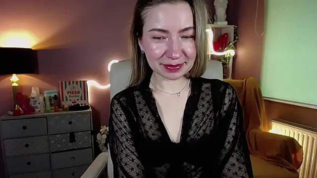 Snapshot of Mia_Tasty chatting on 02.24.25 Mia Tasty online show from 02.24.25