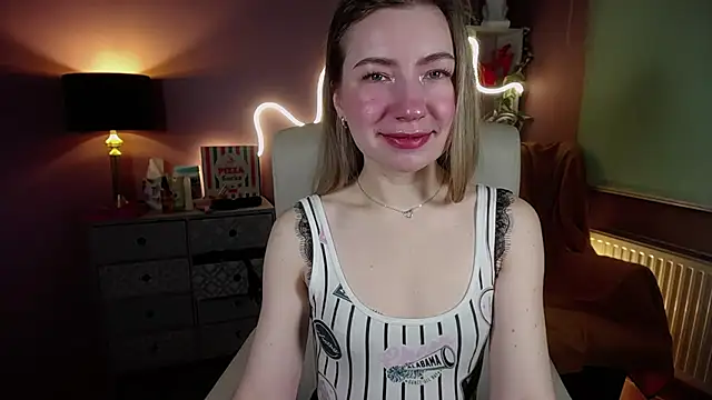 Snapshot of Mia_Tasty chatting on 03.02.25 Mia Tasty online show from 03.02.25