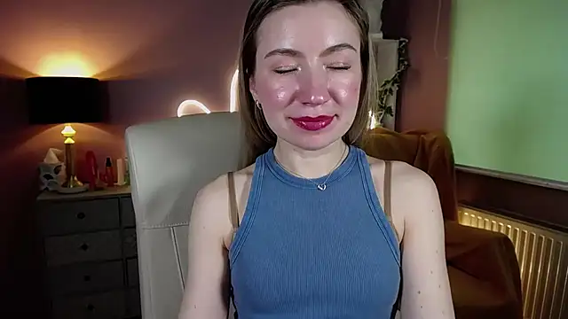 Snapshot of Mia_Tasty chatting on 03.14.25 Mia Tasty online show from 03.14.25