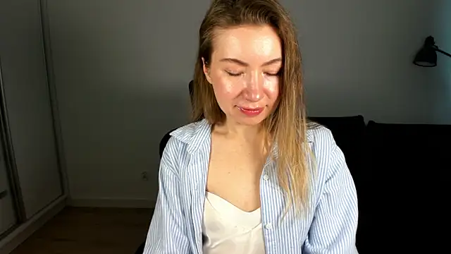 Snapshot of Mia_Tasty chatting on 02.05.26 Mia Tasty online show from 02.05.26