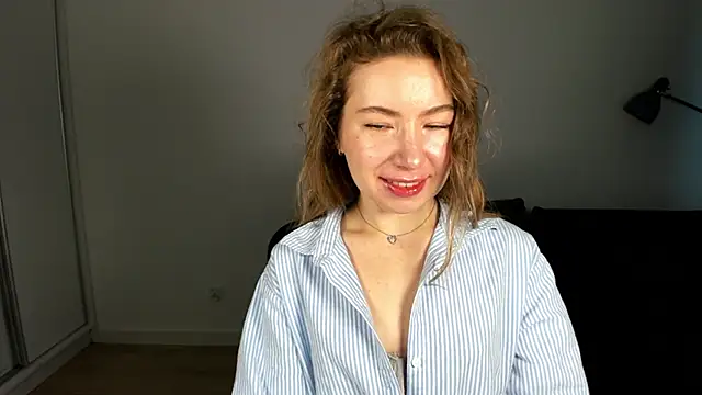 Snapshot of Mia_Tasty chatting on 02.12.26 Mia Tasty online show from 02.12.26