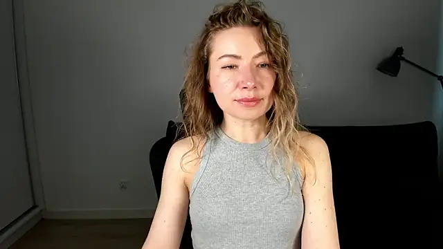 Mia Tasty online show from 03.15.26