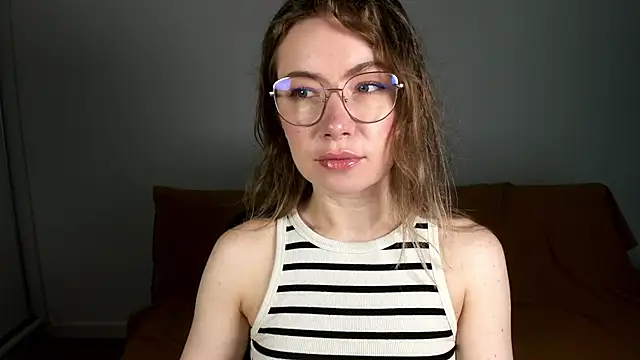 Snapshot of Mia_Tasty chatting on 07.18.26 Mia Tasty online show from 07.18.26