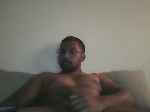 Snapshot of chennaibull101 chatting on 03.31.26 chennaibull101 online show from 03.31.26