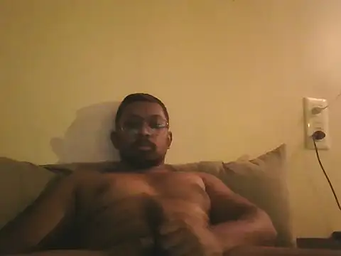 Snapshot of chennaibull101 chatting on 04.03.26 chennaibull101 online show from 04.03.26