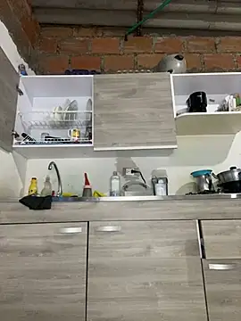 Emiily lee online show from 02.22.25