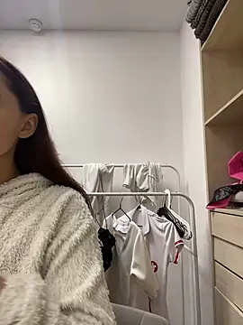 AnaWest online show from 10.10.25