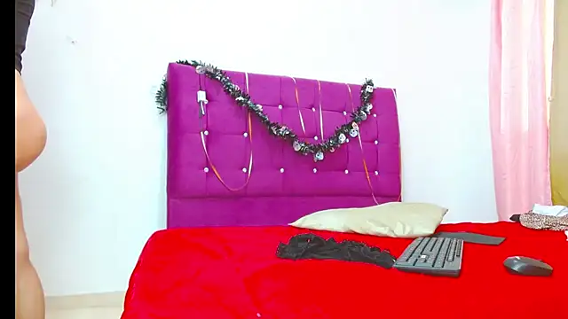 chantalsemenova1 online show from 11.29.25