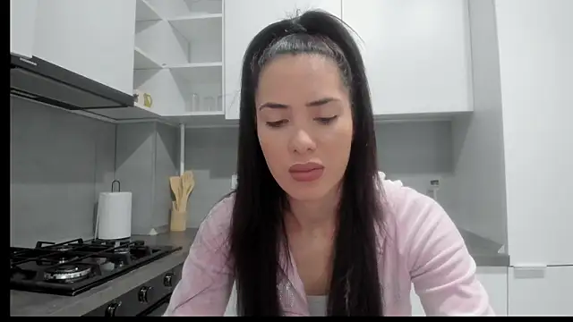 Emmapmg online show from 11.24.25