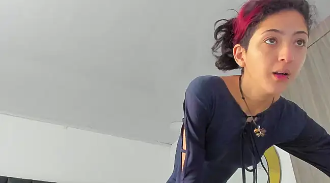 BonnieCute  online show from 02.22.25