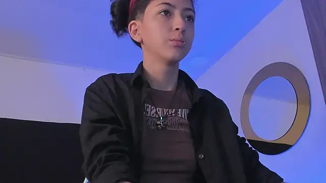 BonnieCute  online show from 02.28.25