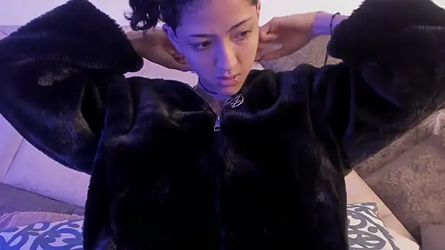 BonnieCute  online show from 03.05.25