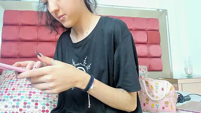 BonnieCute  online show from 03.25.26