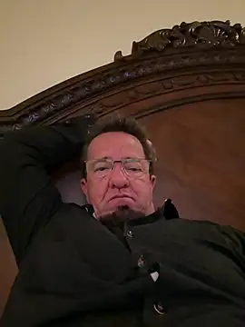 sluttydylan online show from 04.05.26