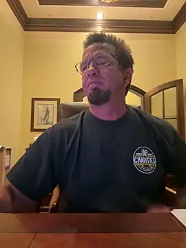 Snapshot of sluttydylan chatting on 05.16.26 sluttydylan online show from 05.16.26