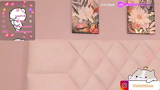 Snapshot of Violettbloss chatting on 10.25.25 Violettbloss online show from 10.25.25