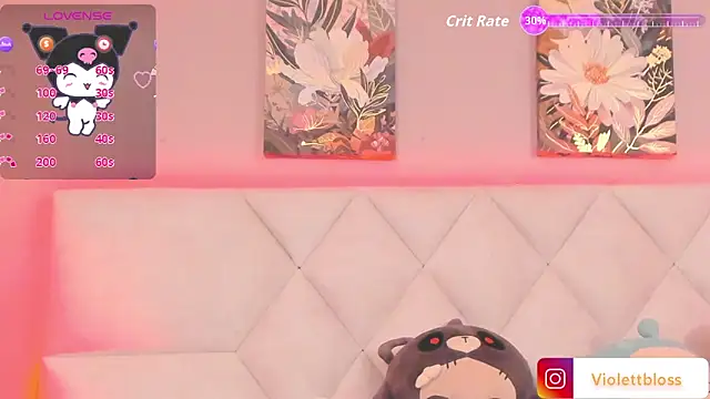 Snapshot of Violettbloss chatting on 11.06.25 Violettbloss online show from 11.06.25