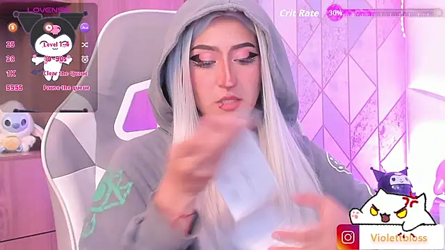 Snapshot of Violettbloss chatting on 02.19.26 Violettbloss online show from 02.19.26