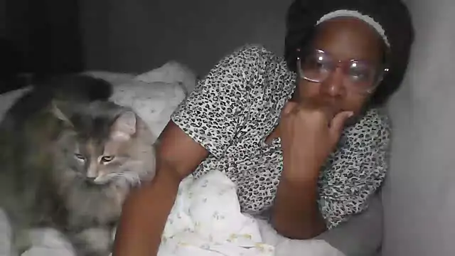 madamsensuale online show from 12.10.24