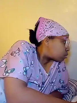 madamsensuale online show from 02.22.25