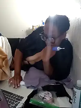 madamsensuale online show from 11.26.25