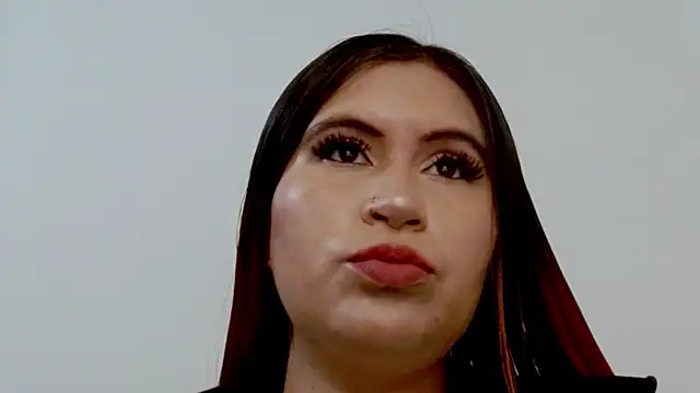 Snapshot of cata__gutierrez_ chatting on 04.29.26 cata gutierrez online show from 04.29.26