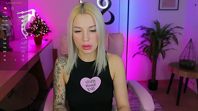 Crystal Barbie online show from 01.07.25