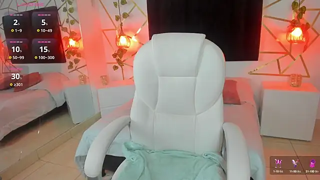 Snapshot of Megan_Thompsonn chatting on 03.14.25 Megan Thompsonn online show from 03.14.25